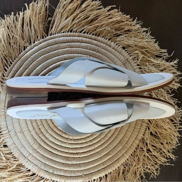 FREE PEOPLE Women’s Del Mar Leather Open Toe Slide Sandals White 40 / 9.5 - Picture 7 of 16